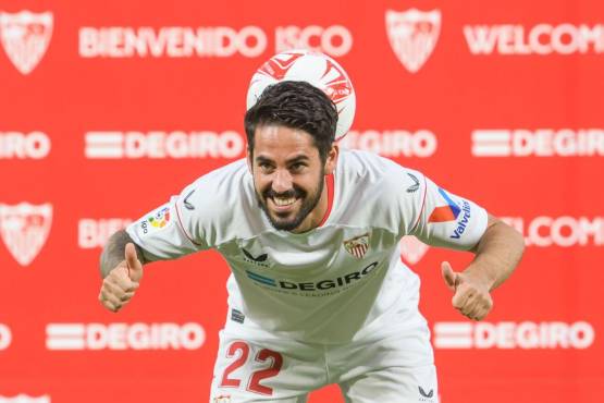 Isco Alarcón fichó por dos temporadas con el Sevilla, ahora tendrá que abandonar el equipo.