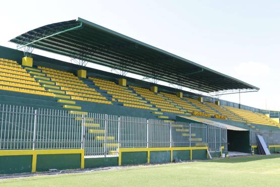 La edificación del estadio está en un 85%. Faltan detalles para que quede como el presidente lo desea.