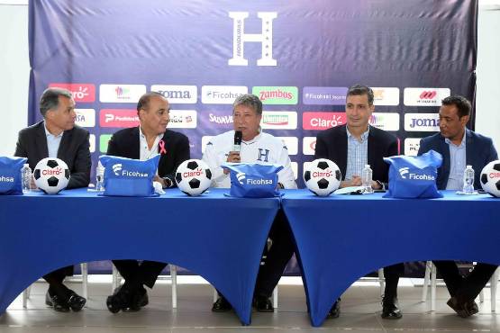 Fracasó el Plan B: Honduras sigue dando pena y la Fenafuth nos tiene hundidos y amarrados con el Bolillo Gómez