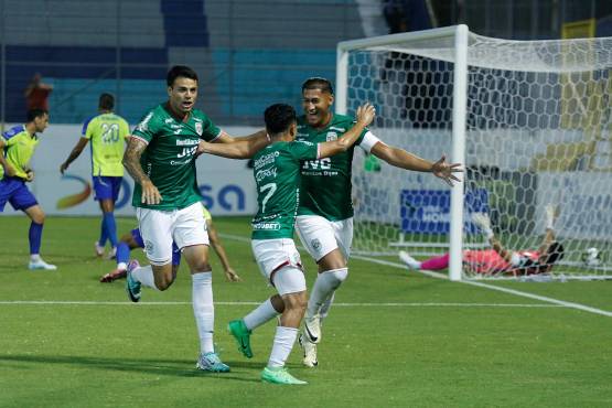 Rivera dio la ventaja del 2-0 para Marathón.