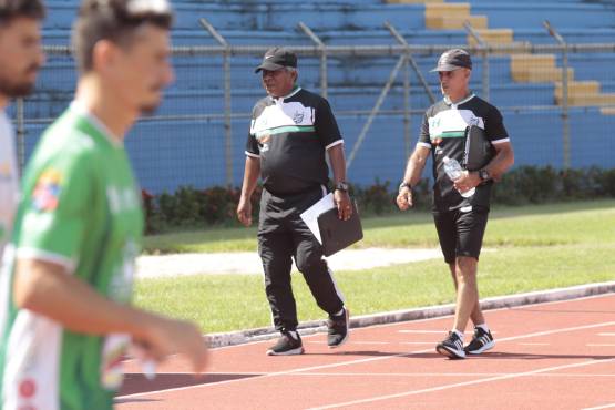 Ramón Maradiaga terminó saliendo del Platense por diferencias con los jugadores, de acuerdo al Platense.