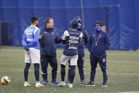 Bolillo Gómez: “Es inconcebible que un poderoso como EUA te traiga acá para hacer un partido y sacar un resultado”