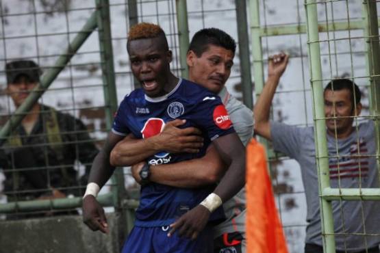 Rubilio Castillo ha sido expulsado en tres ocasiones en este torneo.