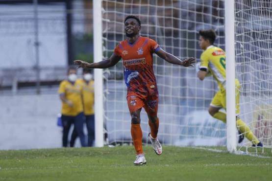 El delantero estará probando suerte en el fútbol mexicano en esta temporada.