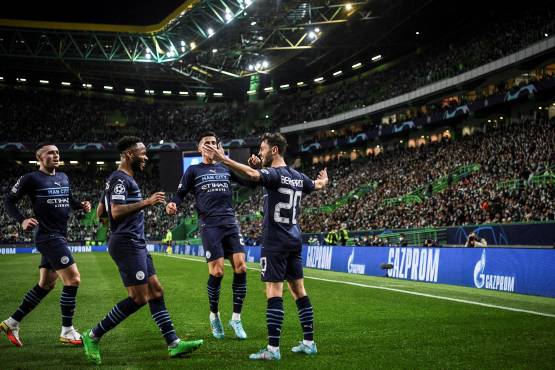 Bernardo Silva marcó dos goles para el City en Portugal.