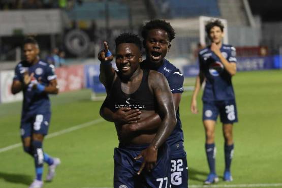 Zapatilla Mejía azotó a los potros del Olancho FC y Motagua los derrotó por la jornada 11 de la Liga Nacional