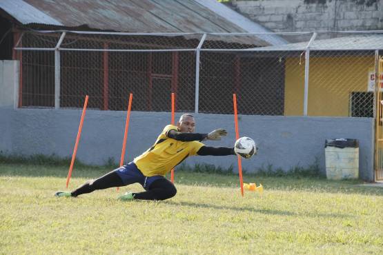 El portero colombiano Juan Sebastián Serrano llegó al Honduras Progreso procedente de Bolivia.