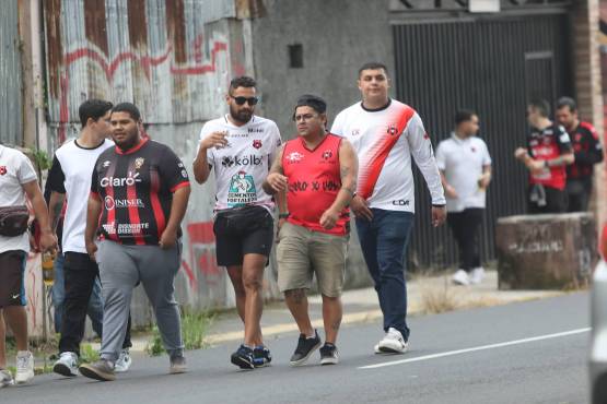Atención: Ya se vive una verdadera fiesta en el Morera Soto previo a la final de Concacaf entre Alajuelense - Olimpia