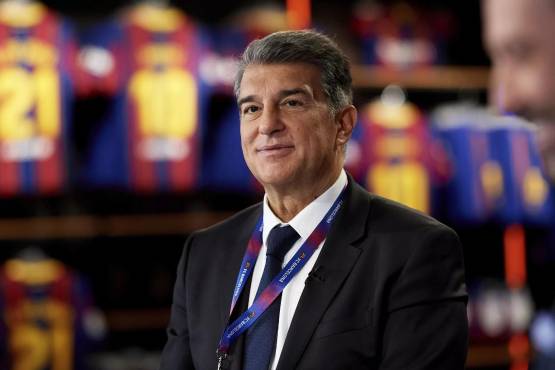 La reacción de Laporta sobre fichar un delantero para el Barcelona y cree en el milagro: ‘‘Tengo la Liga en la cabeza’’