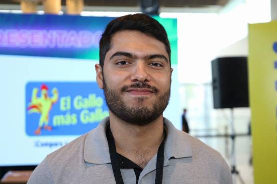 José Canaca se llevó 6,000 Lempiras, una silla gamer de Nenotech, un kit gamer por Banpaís y Sycom, productos Link y el título del Rey del Fifón por DIEZ.