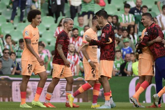 Volvió el principito: Un doblete de Griezmann devuelve al Atlético al podio de La Liga de España