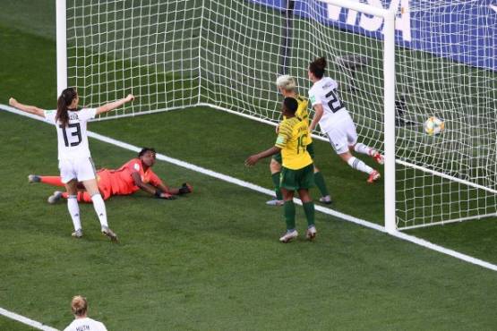 Germany's forward Lina Magull (R) celebrates after scoring a goal during the France 2019 Women's World Cup Group B football match between South Africa and Germany, on June 17, 2019, at the Mosson Stadium in Montpellier, southern France. (Photo by Boris HORVAT / AFP)