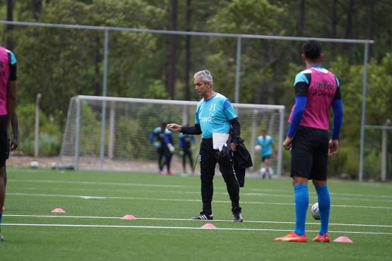 Reinaldo Rueda ya trabaja al frente de la Selección Nacional de Honduras.
