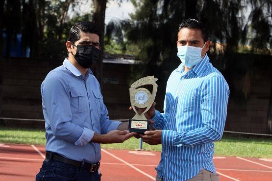 Said Martínez elegido el mejor árbitro de los Premios Diez: “Me siento contento de lograr este galardón”