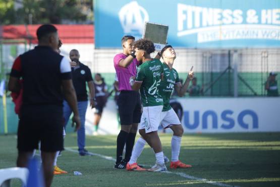Marathón pulveriza al Juticalpa FC en el Yankel y recupera la sonrisa en el torneo Clausura