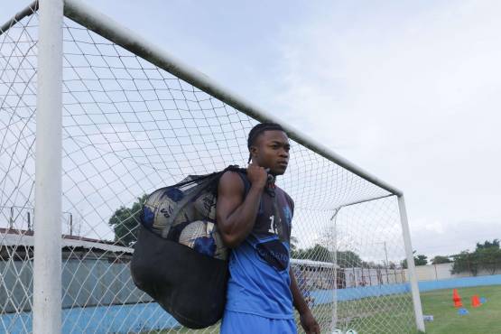 [NR Christian Manaiza marcó dos goles en las semifinales contra Juticalpa.