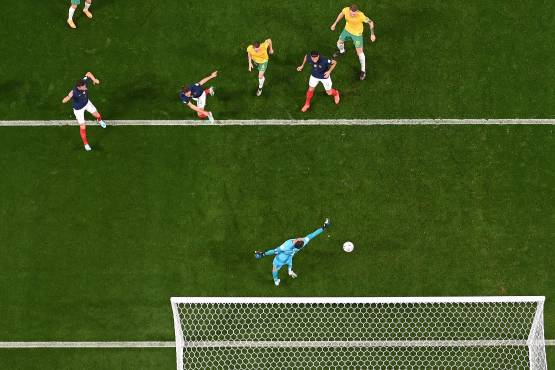 La campeona Francia debuta en Qatar 2022 arrollando a Australia; show de Mbappé y doblete de Giroud