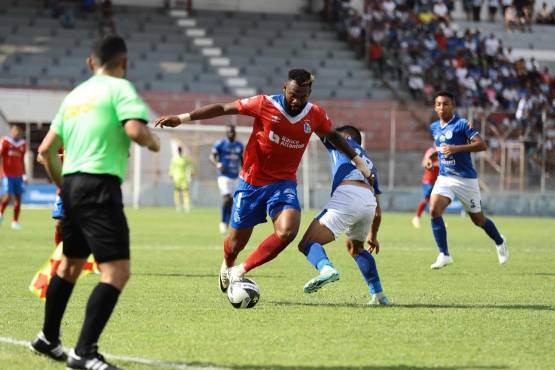 Arboleda sobre su lesión, situación de Olimpia y la nacionalización con Honduras: “Estamos pasando un momento complicado”