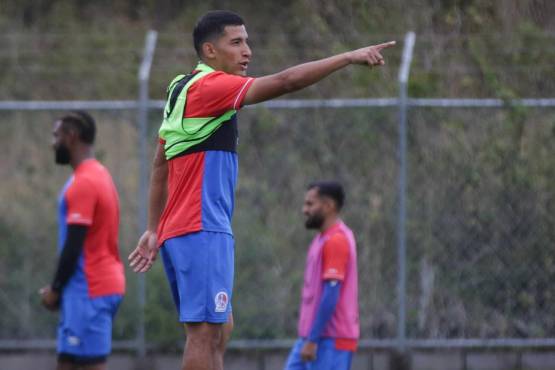 José Mario Pinto, atacante de Olimpia: “Es un sueño poder enfrentar a Messi, el mejor jugador del mundo”