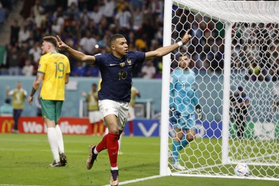 Kylian Mbappé, delantero de la selección de Francia, ya suma tres goles en la justa mundialista.