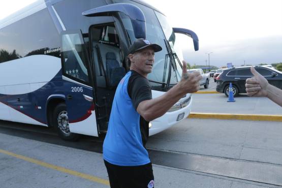 Troglio pide encarecidamente no tomar represalias ni armar bronca porque Olimpia no puede darse el lujo de ser castigado