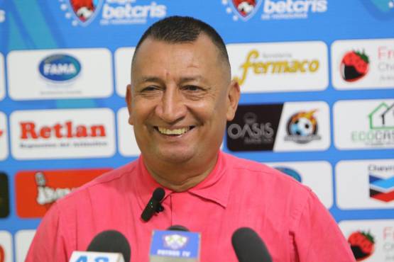 Humberto Rivera es el técnico que más pelea le ha dado al Olimpia de Troglio. FOTO: Andro Rodríguez