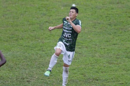 El Chelito Martínez tiene 30 años pero asegura que tiene mucho futbol por darle a Liga Nacional.