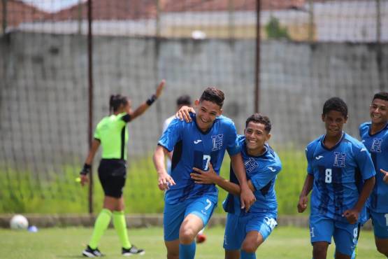 Sub-17 de Honduras logra su primer triunfo en triungular disputada en Guatemala; legionario Nayrobi Vargas anota