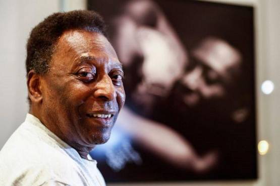 “O Rei” vuelve a casa: Pelé recibe el alta médica tras al menos dos semanas hospitalizado