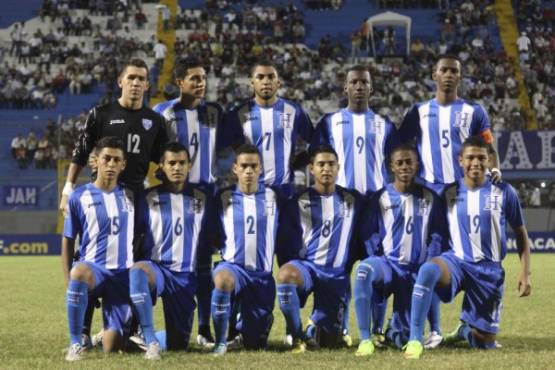 12 Michael Parello (A) 2 Victor Matamoros (D) 4 Allan Rivera (D) Tarjeta amarilla 50&#39;5 Dylan Andrade (D) Gol 53&#39;19 Gabriel Ortiz (D) 6 Jorge Alvarez (V) Sale 90+1&#39;8 Erick Arias (V) 15 Jose Galeano (V) 16 Jeancarlo Vargas (V) Sale 85&#39;9 Darixon Vuelto (D) Sale 78&#39;7 Foslyn Grant (D)SAN PEDRO SULA- En un complicado encuentro la selecciÃ³n de Honduras logrÃ³ su segundo triunfo en el pre-mundial Sub-17 al superar por 2-0 a Trinidad y Tobago, con goles anotados por Darixon Vuelto y Wisdom Quaye.