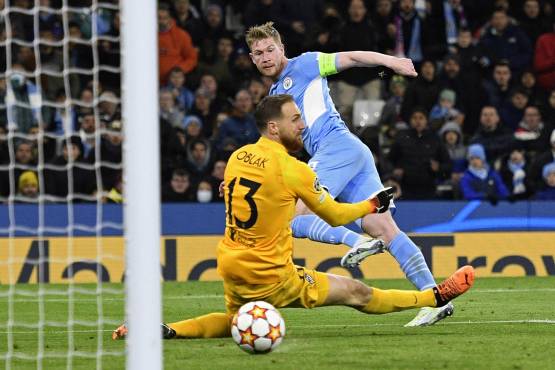 ¡De Bruyne se viste de héroe y el City venció a un paupérrimo Atlético! Liverpool, con un pie en semis tras doblegar al Benfica