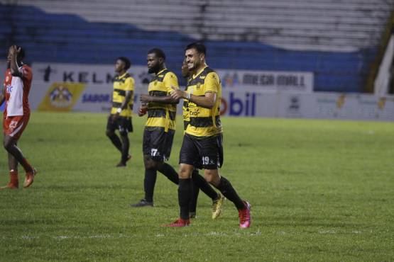 Real España tumba al Vida y se aferra al milagro de entrar al repechaje del Apertura 2023; el boleto lo peleará con Olancho FC