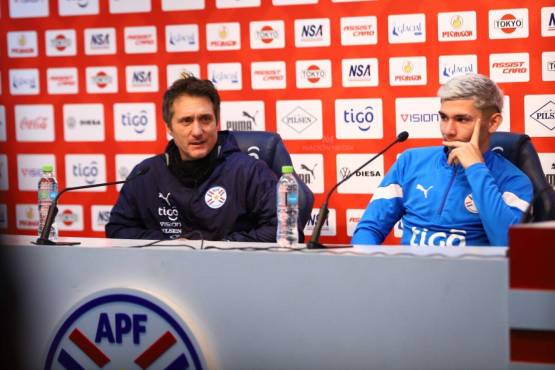 Guillermo Barros Schelotto viene de ser el técnico de Paraguay, donde no le fue nada bien.