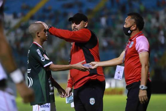 ¡Aplazado! Los números que deja el uruguayo Martín “Tato” García en su aventura por el Marathón