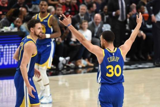 PORTLAND, OREGON - MAY 18: Stephen Curry #30 of the Golden State Warriors reacts during the second half against the Portland Trail Blazers in game three of the NBA Western Conference Finals at Moda Center on May 18, 2019 in Portland, Oregon. NOTE TO USER: User expressly acknowledges and agrees that, by downloading and or using this photograph, User is consenting to the terms and conditions of the Getty Images License Agreement. Steve Dykes/Getty Images/AFP