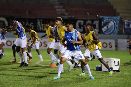 Rubilio Castillo rescata un punto para Motagua en La Ceiba ante un Victoria muy superior