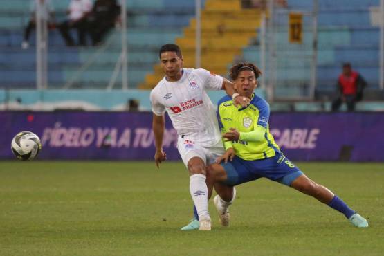 Olimpia, con un partido muy gris, derrota a un Olancho FC que lo metió en aprietos; se sube al liderato