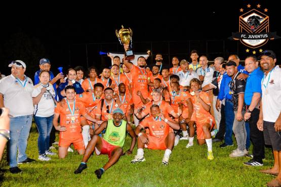 Juventus de Roatán devuelve a las Islas de la Bahía el fútbol de segunda división.