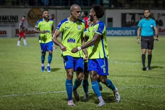 Eddie Hernández fue el autor de un doblete en el enfrentamiento.