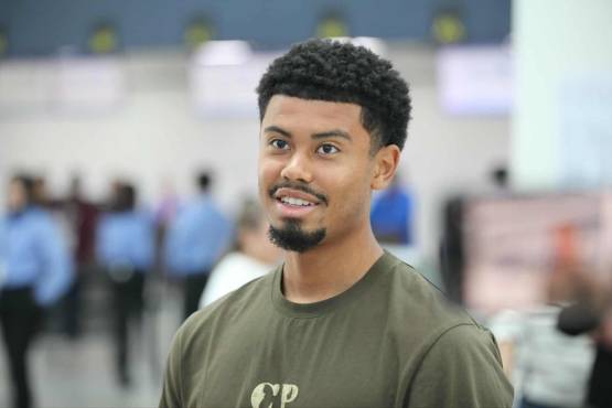 Leonardo Posadas, del Hamburgo, estaba previsto estuviera con la Sub 21, pero al final no estará.