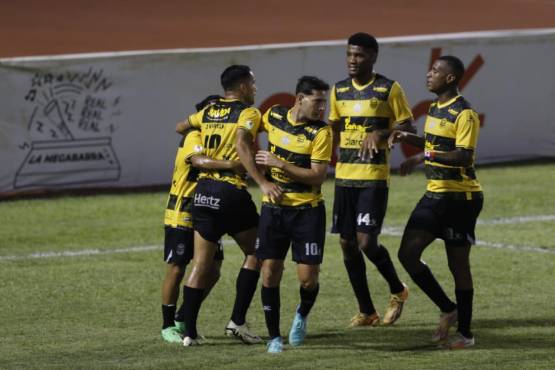 Real España con mucho sufrimiento tumba al Génesis y asegura su puesto en la liguilla del Clausura 2024