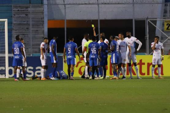 Con un partidazo de Marlon Licona, Victoria le arranca un empate valioso al Olimpia en Tegucigalpa
