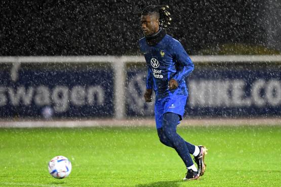 ¿Otro más? Camavinga pone en tensión a la Selección de Francia al no entrenarse a horas de su debut en Qatar 2022