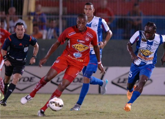 Carlos Prono propone unificar Vida y Victoria para armar un 'equipo fuerte' en La Ceiba