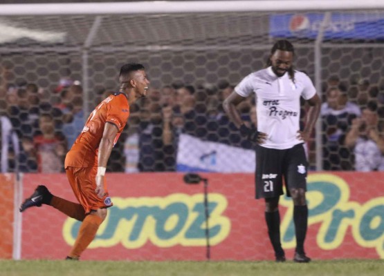 La caída de la 'Baleada Mecánica” y mi súplica para Wilmer Cruz &nbsp;&nbsp;