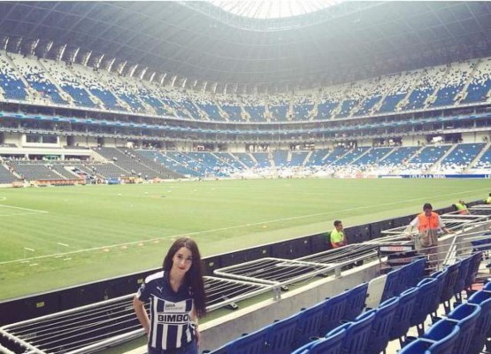 Thelma Salinas, la guapa seguidora del Monterrey que quiere ver a su equipo campeón