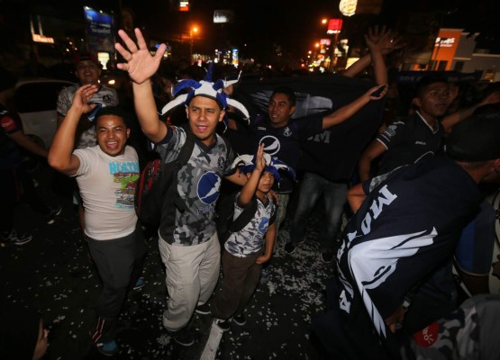 FOTOS: La fiesta de los motagüenses que se tomaron las calles de la capital