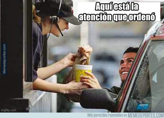 Cristiano Ronaldo fichó por el Manchester United y los memes destruyen al City, Cavani y Messi