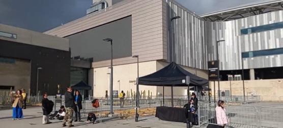 Ambientazo en el BMO Stadium: color catracho, clima frío en Los Ángeles y el uniforme que usó Honduras ante El Salvador