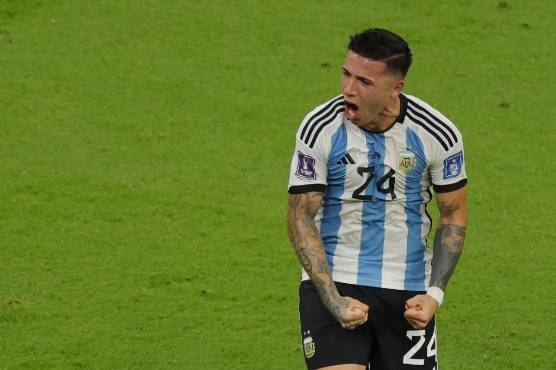 Enzo Fernádez fue uno de los cambios de Scaloni en la victoria de Argentina.